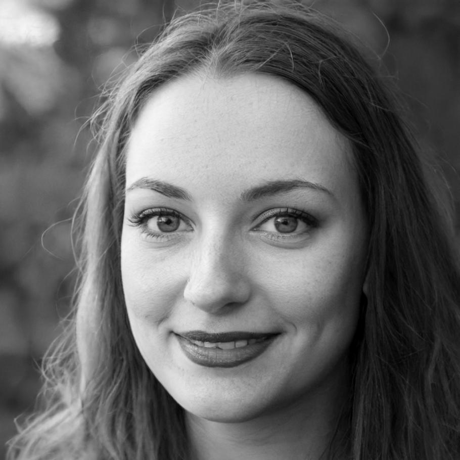 Instructora de negociación empresarial